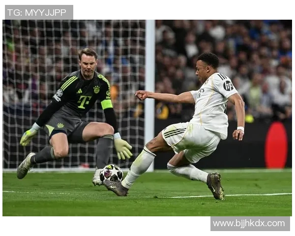 诺伊尔遭遇重伤无缘本赛季拜仁迅速求助德赫亚救急